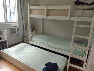 VENTA PISO 5 AMBIENTES EN RECOLETA