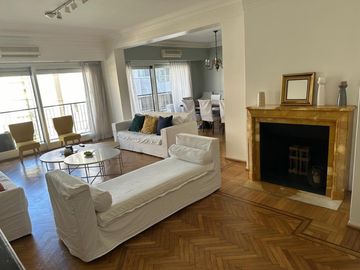 VENTA PISO 5 AMBIENTES EN RECOLETA