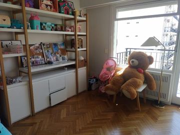 VENTA PISO 5 AMBIENTES EN RECOLETA