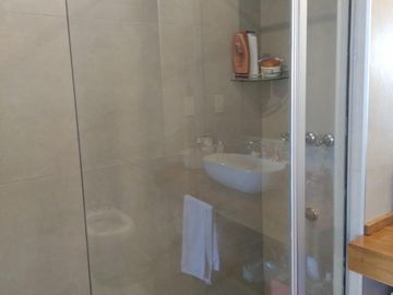 VENTA PISO 5 AMBIENTES EN RECOLETA