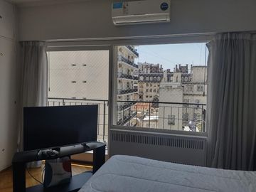 VENTA PISO 5 AMBIENTES EN RECOLETA