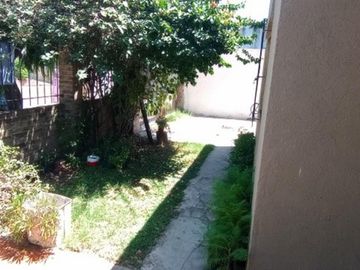 Garin - Casa con Dpto. al fondo - Ideal familia numerosa - amplio lote con parque -
