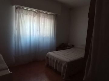 Garin - Casa con Dpto. al fondo - Ideal familia numerosa - amplio lote con parque -
