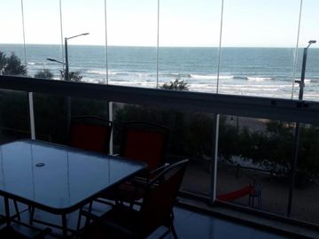 SEMIPISO FRENTE AL MAR