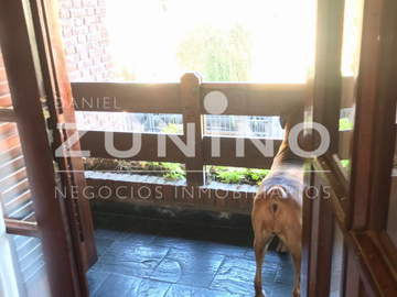 Casa de cuatro ambientes a la venta en Bella Vista