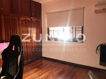 Casa de cuatro ambientes a la venta en Bella Vista