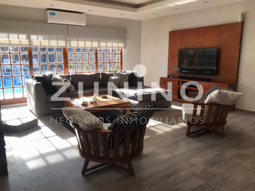 Casa de cuatro ambientes a la venta en Bella Vista