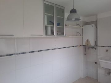 Impecable departamento de 2 amb. C/Balcón