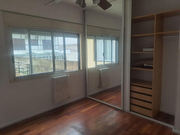 Impecable departamento de 2 amb. C/Balcón