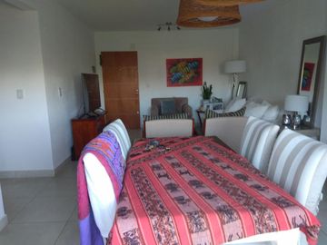EXCELENTE DEPARTAMENTO 3 AMBIENTES CON COCHERA