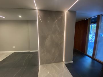 A ESTRENAR, 2 AMB CON TOILETTE, EN PARQUE CHAS,  muy buena ubicación!