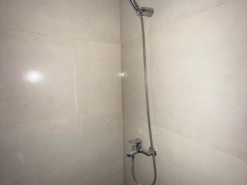 A ESTRENAR, 2 AMB CON TOILETTE, EN PARQUE CHAS,  muy buena ubicación!