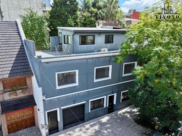 Casa en Venta en Villa Urquiza 5 ambientes con Pileta - Apta Crédito