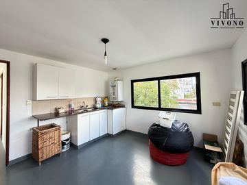 Casa en Venta en Villa Urquiza 5 ambientes con Pileta - Apta Crédito