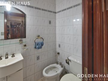 Casa en Barrio Pque.Calchaqui en Venta