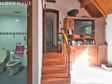 Casa en Barrio Pque.Calchaqui en Venta
