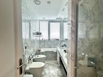 Le Parc Figueroa Alcorta Venta 3 suites vista Rio