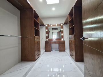Casa en VENTA en LOMAS RESIDENCIAL