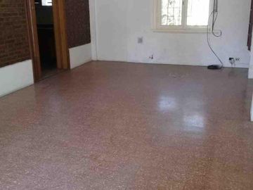 VENTA casa sobre Av Perón GRAN UBICACIÓN