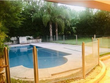 Alquiler de casa amoblada en Campos de Echeverria- Canning