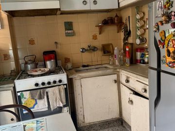 Oportunidad,Depto de 3 amplios ambientes + Dependencia