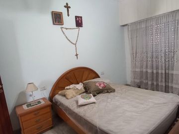 VENTA CASA+ LOCAL+2 DPTOS IDEAL INVERSOR. LANUS