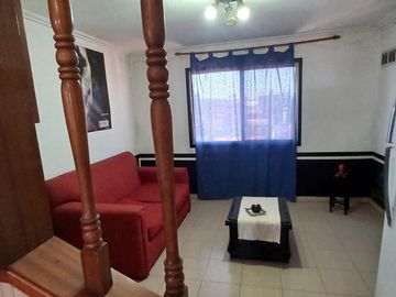 VENTA CASA+ LOCAL+2 DPTOS IDEAL INVERSOR. LANUS