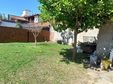 VENTA CASA+ LOCAL+2 DPTOS IDEAL INVERSOR. LANUS