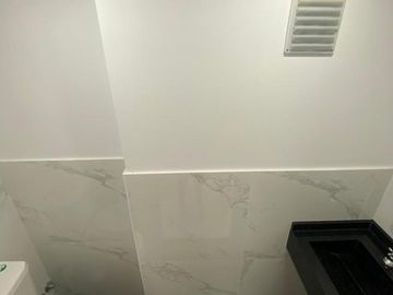 DEPARTAMENTO 3  AMB.  A ESTRENAR C/BALCON y COCHERA- LAS HERAS 38 - RAMOS MEJIA