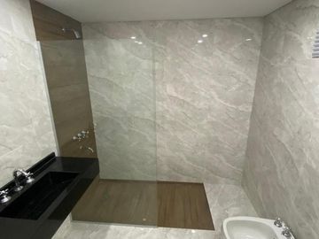 DEPARTAMENTO 3  AMB.  A ESTRENAR C/BALCON y COCHERA- LAS HERAS 38 - RAMOS MEJIA