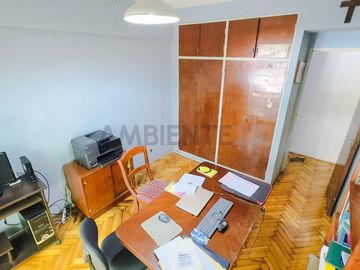 Blanco Encalada 2500 - Amplio departamento de 4 ambientes con dependencia - Belgrano