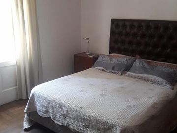 VENTA CASA 4 DORMITORIOS DONADO AL 800