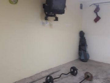VENTA CASA 4 DORMITORIOS DONADO AL 800