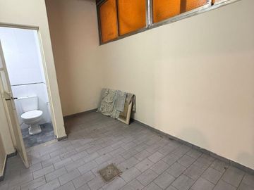 CABALLITO/Departamento en PB de 3 Amb con Dos Patios/Oportunidad