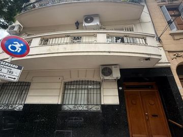 CABALLITO/Departamento en PB de 3 Amb con Dos Patios/Oportunidad