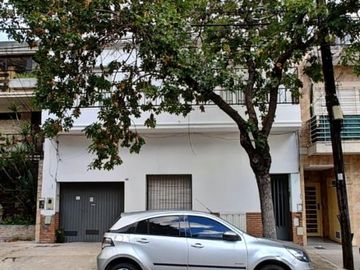 VENTA PH EN VILLA DEVOTO + BALCON + TERRAZA