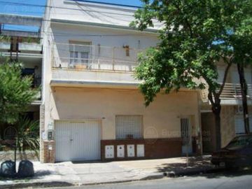 VENTA PH EN VILLA DEVOTO + BALCON + TERRAZA