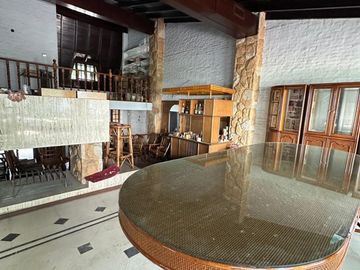 Casa De 6 Ambientes En Venta, Ramos Mejia. **ideal Constructor**