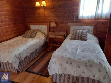 GRAN CASA + CABAÑA ADICIONAL- BUSTILLO Y NILPI