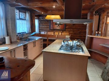 GRAN CASA + CABAÑA ADICIONAL- BUSTILLO Y NILPI