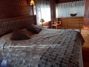 GRAN CASA + CABAÑA ADICIONAL- BUSTILLO Y NILPI