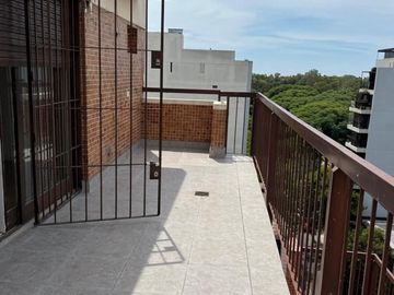 Venta 2 Amb. En Belgrano Con Balcon Terraza C/parrilla + Cochera Fija + Baulera