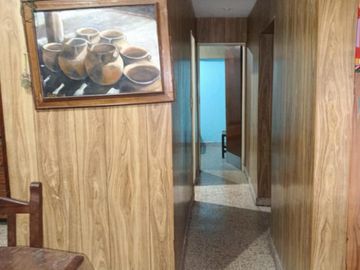 CASA IDEAL DOS FAMILIA / DOS PLANTAS / VENTA EN BLOCK O DIVIDIDAS.