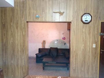 CASA IDEAL DOS FAMILIA / DOS PLANTAS / VENTA EN BLOCK O DIVIDIDAS.