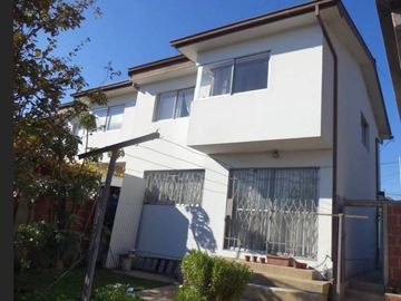 Se vende  casa esquina en Quilpue