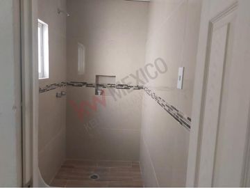 Propiedad en venta de 6 loft y 4 mini Departamentos   en  Lomas  de  Casa Blanca