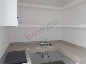 Propiedad en venta de 6 loft y 4 mini Departamentos   en  Lomas  de  Casa Blanca