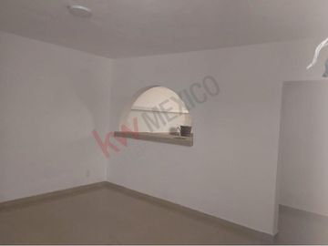 Propiedad en venta de 6 loft y 4 mini Departamentos   en  Lomas  de  Casa Blanca
