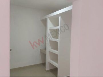 Propiedad en venta de 6 loft y 4 mini Departamentos   en  Lomas  de  Casa Blanca