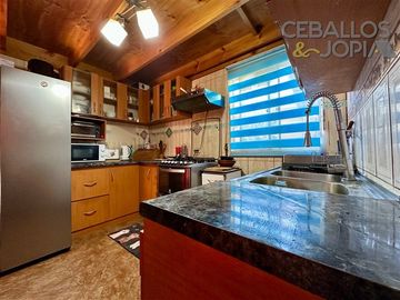 Casa en Venta en 18 De Septiembre, Limache